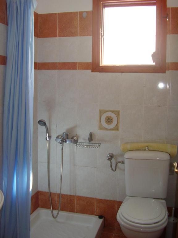 Kelenis Apartments Karterados  Dış mekan fotoğraf