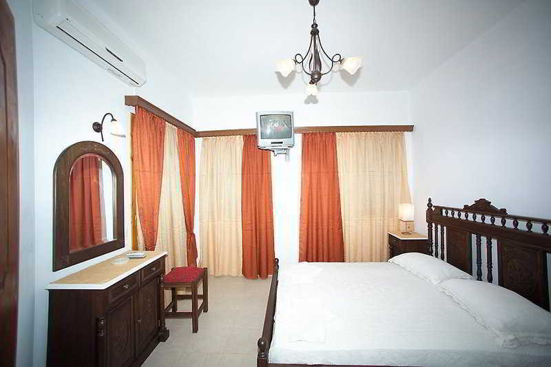 Kelenis Apartments Karterados  Dış mekan fotoğraf