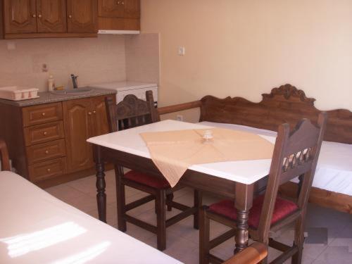 Kelenis Apartments Karterados  Dış mekan fotoğraf
