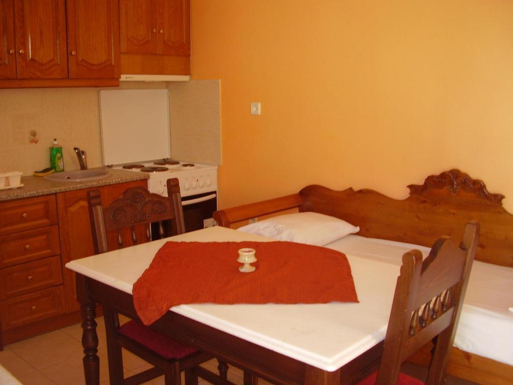 Kelenis Apartments Karterados  Oda fotoğraf